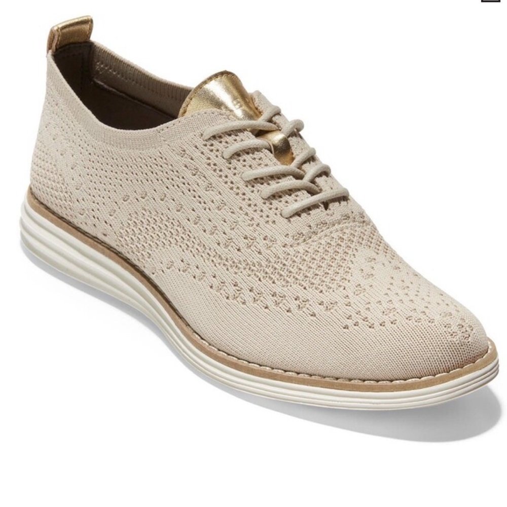 $35 - Cole Haan Original Grand Stitchlite Wingtip Oxford Shoes. Size 11. See ⬇️